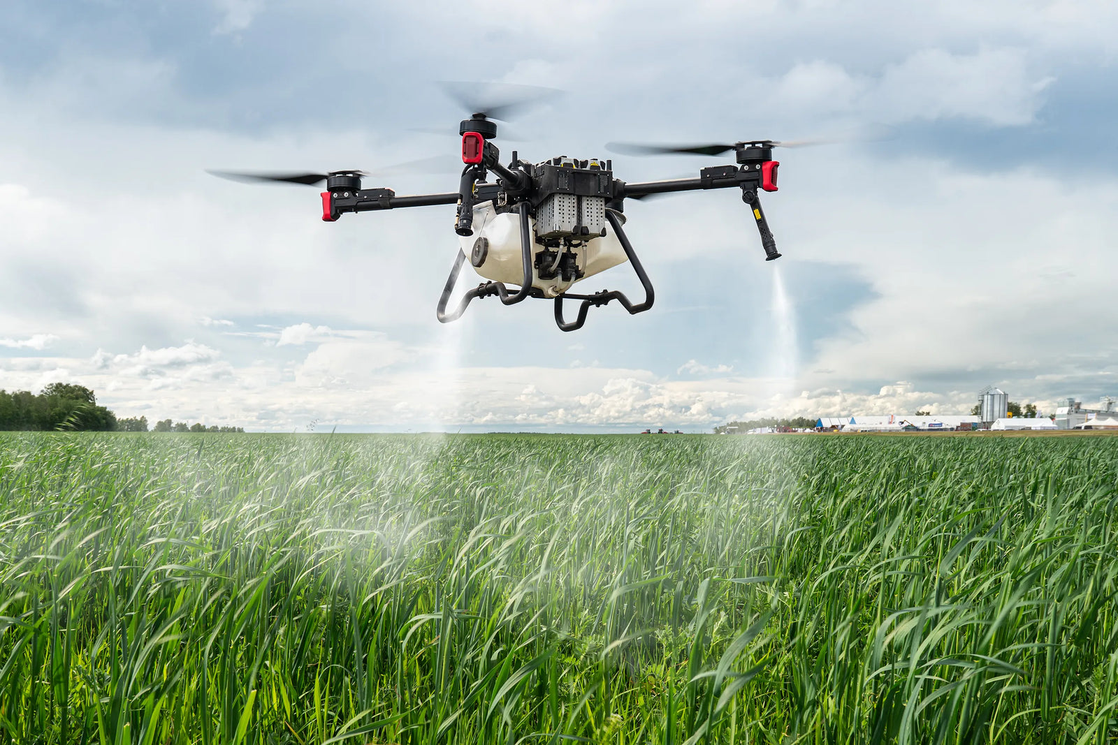 Modern agricultural machinery and technology insurance support
