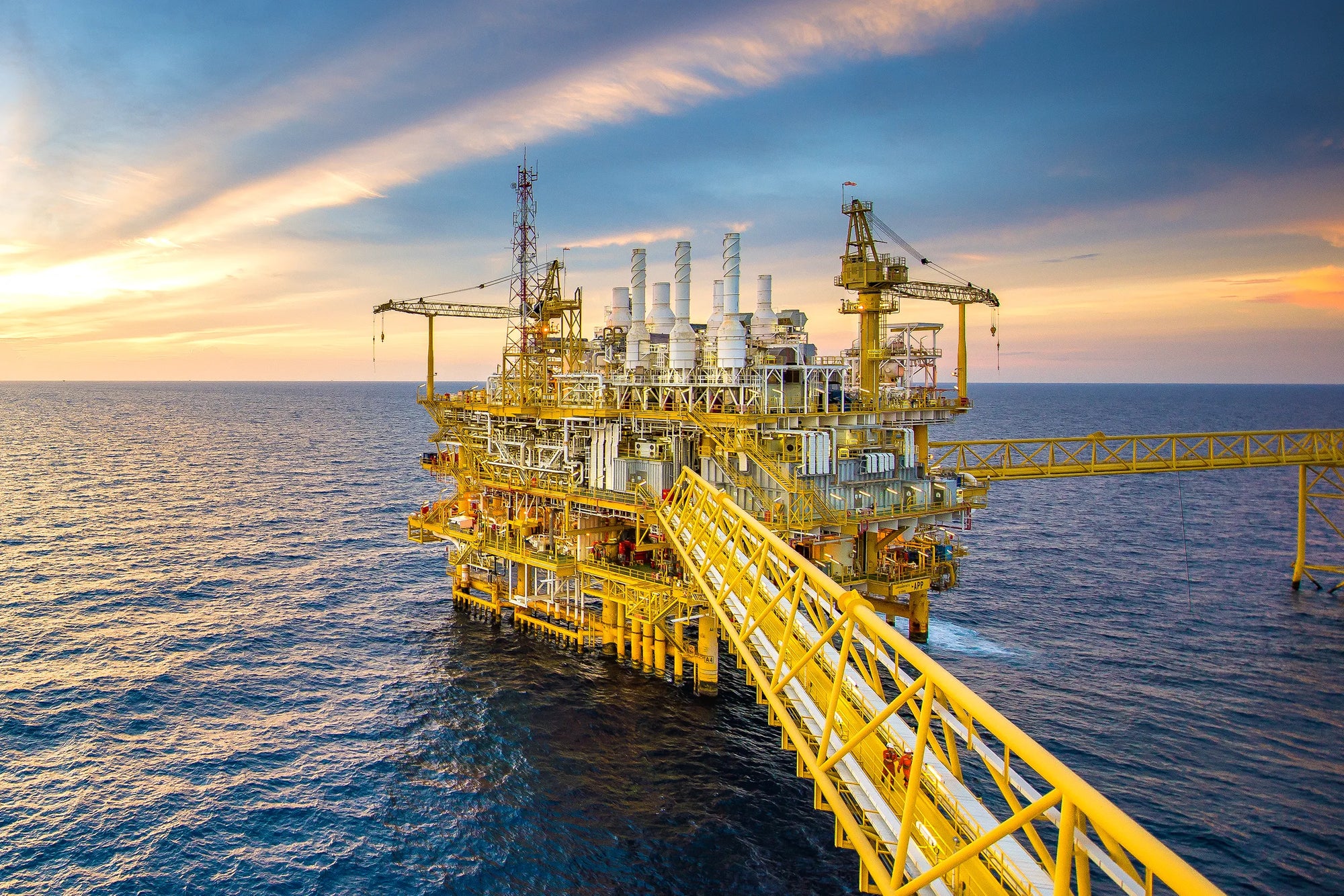 Offshore energy infrastructure and maritime claims